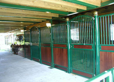 Costruttori di piani di idee della porta della stalla delle stalle del cavallo in Massachusetts Denver