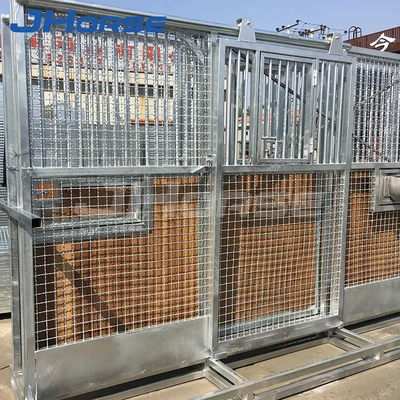 La stalla portale del cavallo della struttura fronteggia la struttura d'acciaio galvanizzata calda con legno di bambù