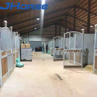 La stalla d'acciaio del cavallo del trattamento mobile resistente di HDG fronteggia la prova di corrosione