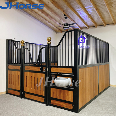 La stalla ad alta densità del granaio riveste la scatola di pannelli durevole Front Panels Stable delle porte del cavallo