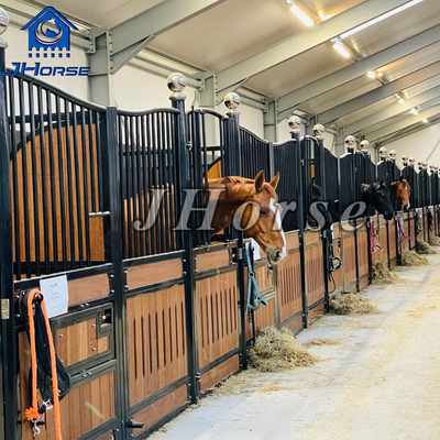3.0m di lunghezza Stazione a cavallo resistente alle intemperie con porta a dondolo e riempimento opzionale in bambù