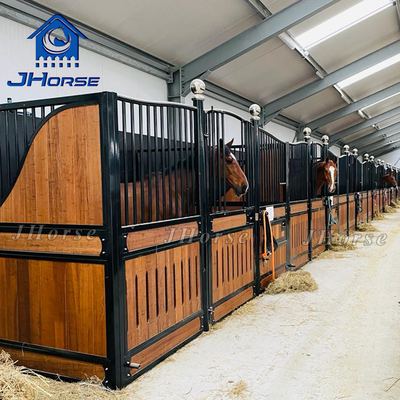 Porta scorrevole versatile cavallo stallone stabile per diverse razze e dimensioni
