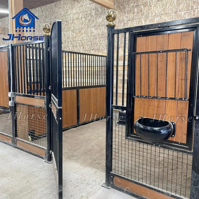 Per il cavallo in interno, resistente all'erosione.