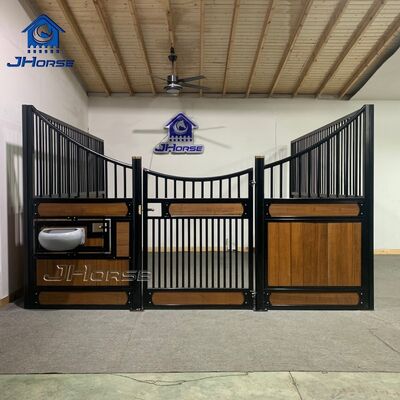 Il pannello anteriore di lusso in stile europeo è confortevole e traspirante, adatto alle aziende zootecniche.