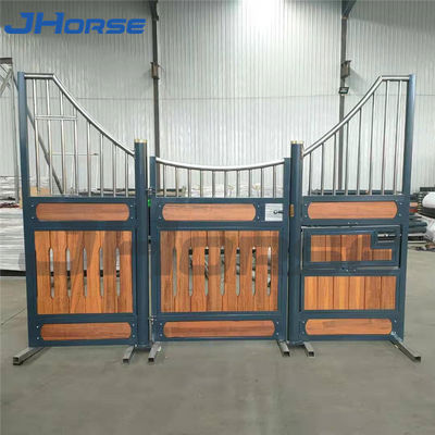 Porta stabile 10ft 12ft del cavallo di legno portatile antracite del granaio con Hay Door